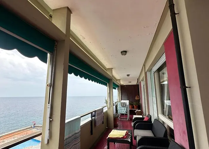 La Tua Finestra Sul Mare *